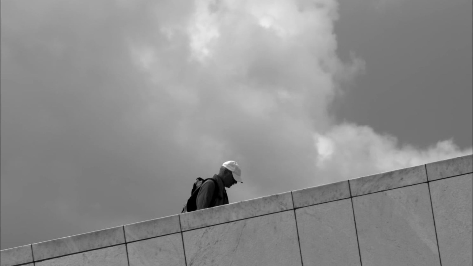 Frame from the Svea Ekonomi commercial